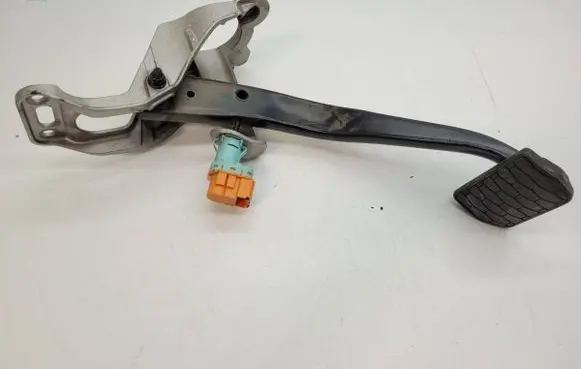 Jaguar F-Pace Brake pedal