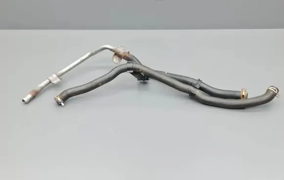 Honda Civic IX Engine coolant pipe/hose