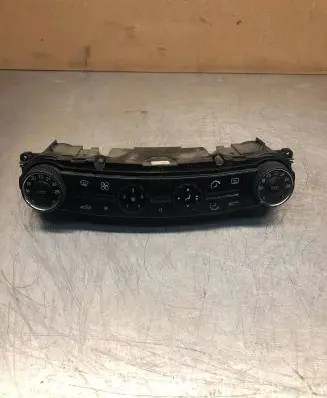 Mercedes-Benz E W211 Climate control unit 2118300385