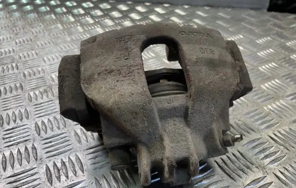 Volvo XC70 Front brake caliper