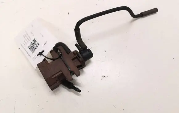 Citroen C5 Turbo solenoid valve 33572092
