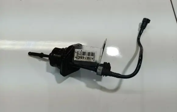 Ford Focus C-MAX Clutch master cylinder