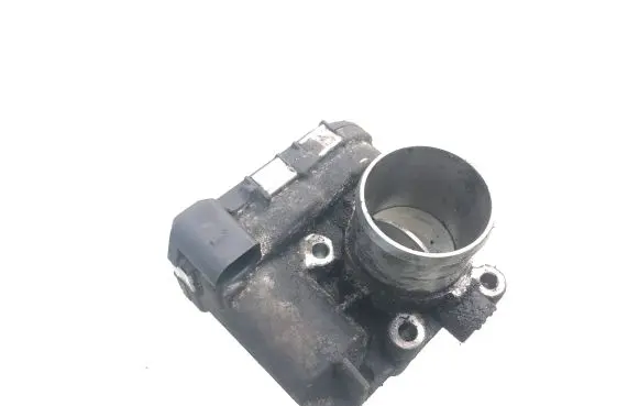 Opel Vivaro Throttle valve 8200330810 8200330812 0281002681