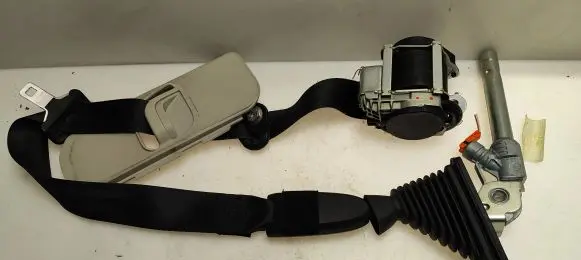 Nissan Qashqai Front seatbelt 86884JD000 E9047130 769G4JD00A