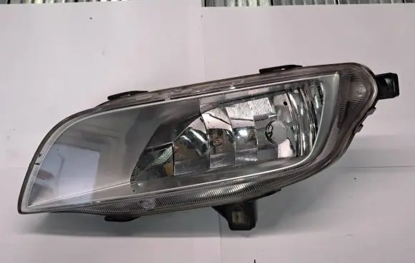 Hyundai H-1, Starex, Satellite Front fog light