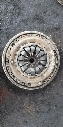 Nissan Qashqai Clutch set kit 301010007R