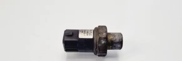 Volkswagen PASSAT B5 Air conditioning (A/C) pressure sensor 8D0959482A TDP302QADGI