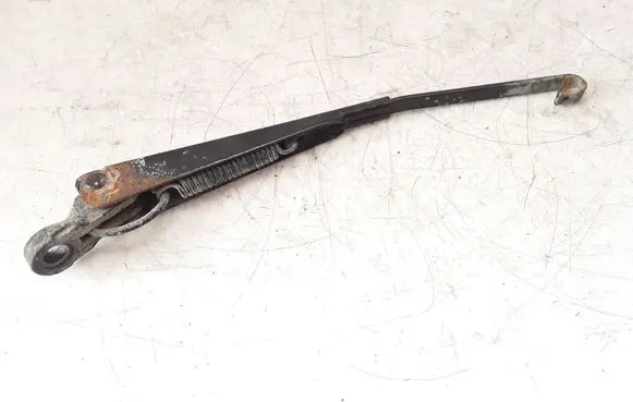Volvo S40, V40 Rear wiper blade arm