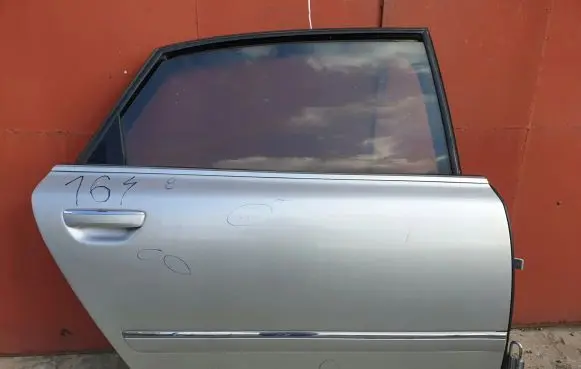 Audi A8 S8 D3 4E Rear door