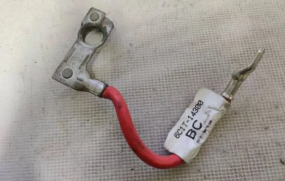 Positive cable (battery)