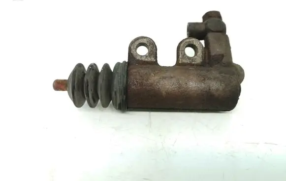 Toyota Yaris Verso Clutch master cylinder