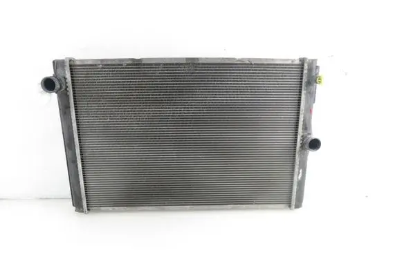 Toyota Auris 150 Coolant radiator 