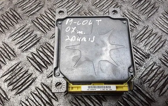 Mitsubishi Colt Airbag control unit/module mr587417 0285001685