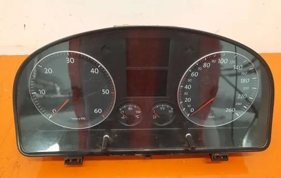 Volkswagen Touran I Speedometer (instrument cluster) A2C53025660