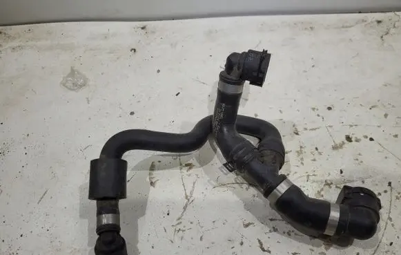 Mercedes-Benz E W238 Engine coolant pipe/hose A2135016982