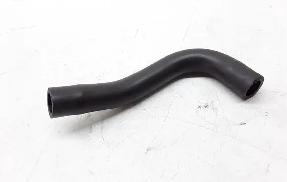Volvo S40, V40 Breather hose/pipe 