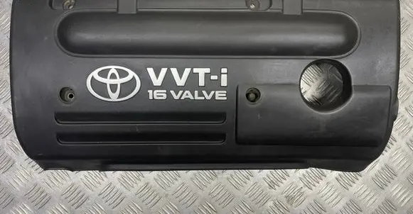 Toyota Avensis T250 Engine cover (trim) 112120D080