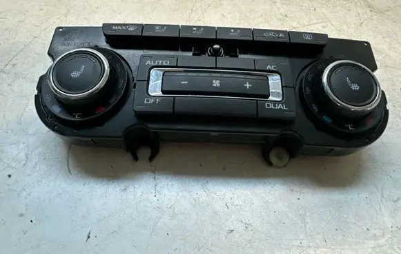 Skoda Superb B6 (3T) Climate control unit 3T0907044BS