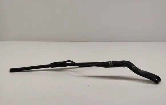 Dodge Nitro Windshield/front glass wiper blade 