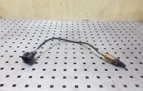 Audi A6 S6 C5 4B Lambda probe sensor 030906265 0258003544