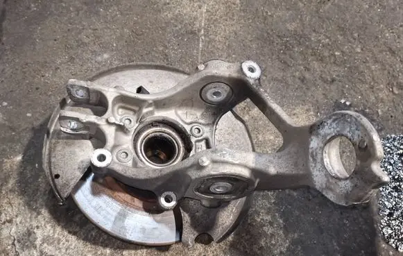 Audi Q5 SQ5 Rear wheel hub 8R0505436A