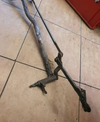 Volkswagen Touran I Front wiper linkage and motor 2K1955023E 3397020657