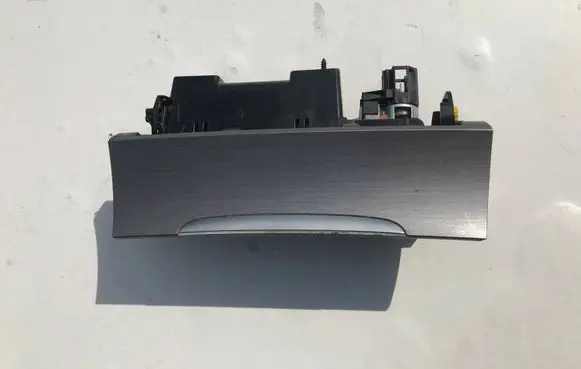 Ashtray (front)