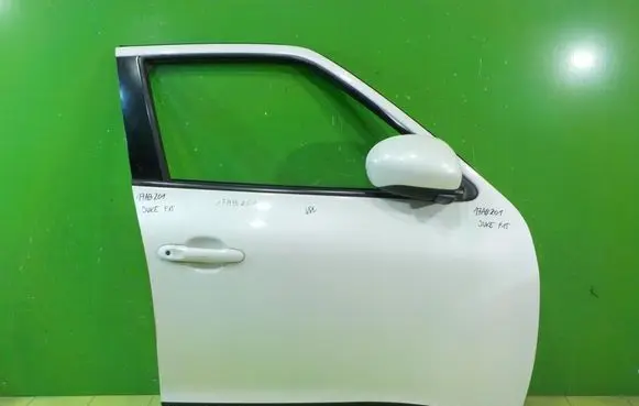 Nissan Juke I F15 Front door PRAWE