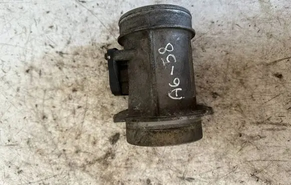 Audi A6 S6 C5 4B Mass air flow meter 059906461d
