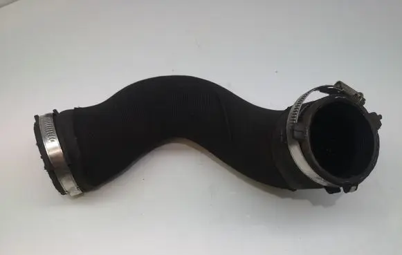 Audi A5 8T 8F Intercooler hose/pipe 8K0145737H