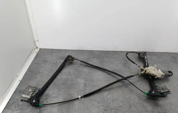 Peugeot 206 CC Front door window regulator with motor 