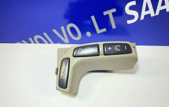 Volvo S60 Cruise control switch 30739572