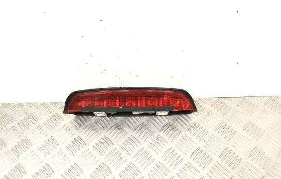 Hyundai i10 Third/center stoplight E132544 927500X0