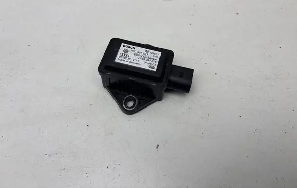 Audi A6 S6 C6 4F ESP acceleration yaw rate sensor 4F0907637