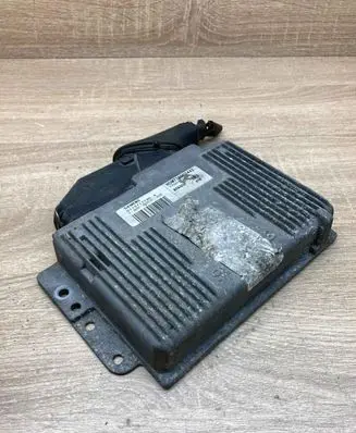 Renault Scenic I Engine control unit/module ECU 7700112442 S113717130A