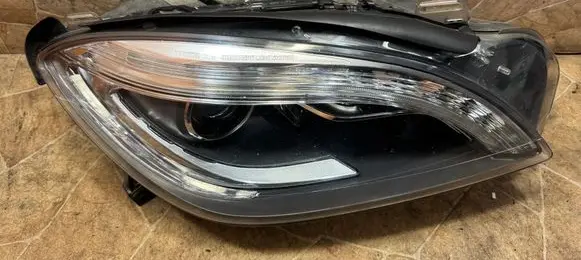 Mercedes-Benz ML W166 Headlight/headlamp A1668207559