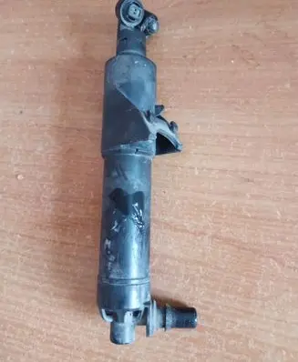 Audi A4 S4 B9 Headlight washer spray nozzle A2C94305000