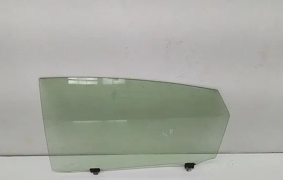 Toyota Prius (XW30) Front door window/glass (coupe) 6810247071