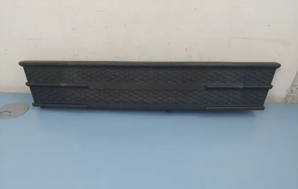 Ford Kuga II Front bumper lower grill CJ5417K945AAW