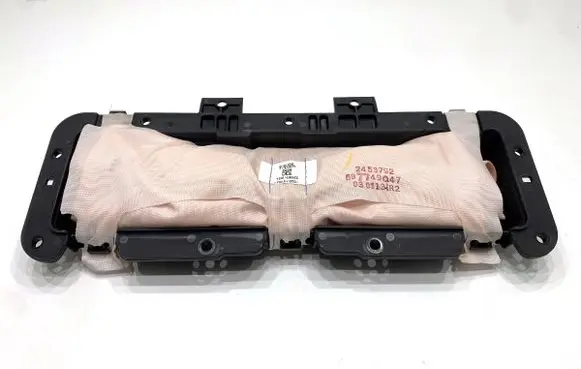 Mercedes-Benz ML W166 Knee airbag 1668600102