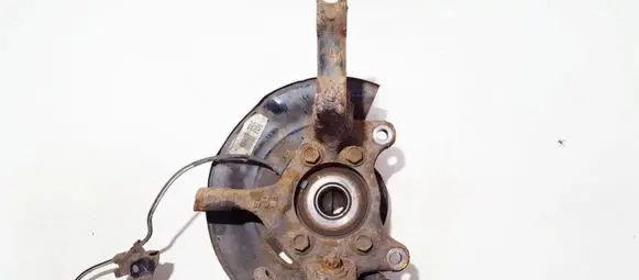 Toyota Auris 150 Front wheel hub