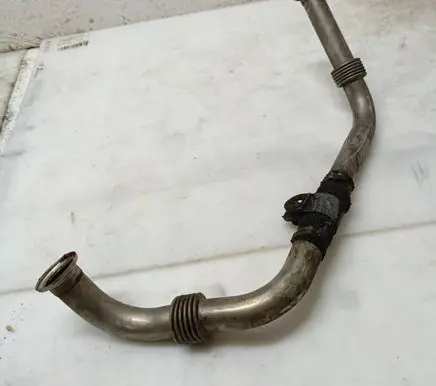 Chrysler Voyager EGR valve line/pipe/hose 