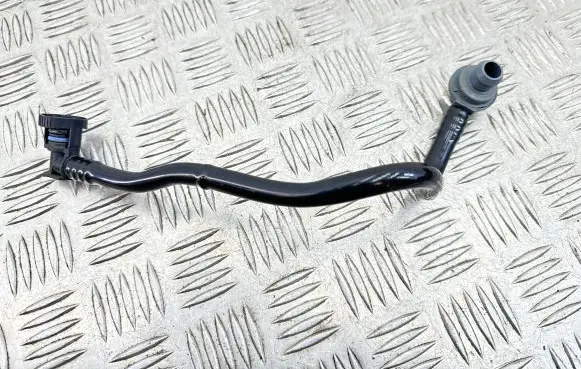 BMW X3 F25 Vacuum line/pipe/hose 7601021