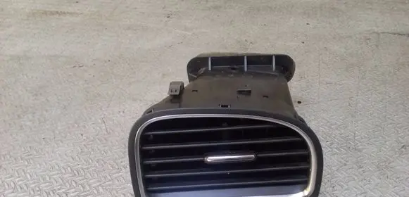 Volkswagen Golf VI Dashboard side air vent grill/cover trim 5K0819710C