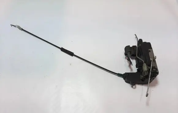 Opel Astra H Coupe door lock (next to the handle) 13210748