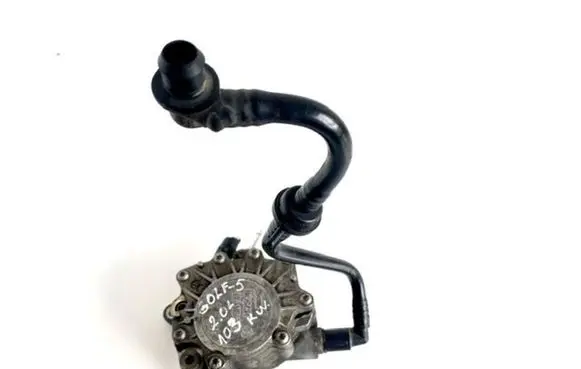 Volkswagen Golf V Fuel injection high pressure pump 03G145209