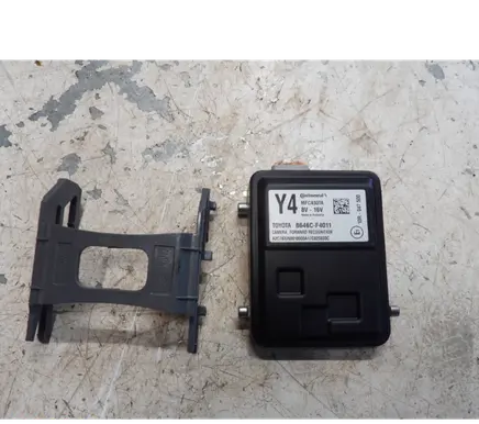 Toyota C-HR I Windshield/windscreen camera 8646CF4011 MFC430TA 17C025033C