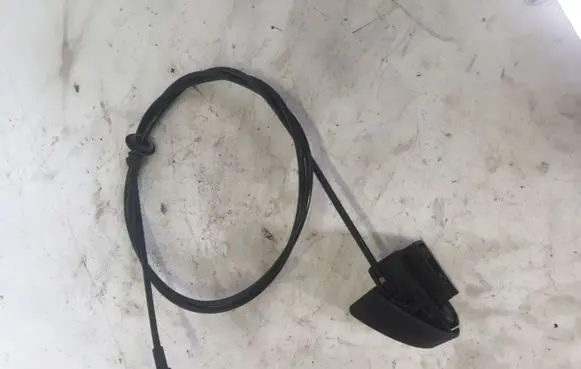 Audi A3 S3 8L Engine bonnet (hood) release handle