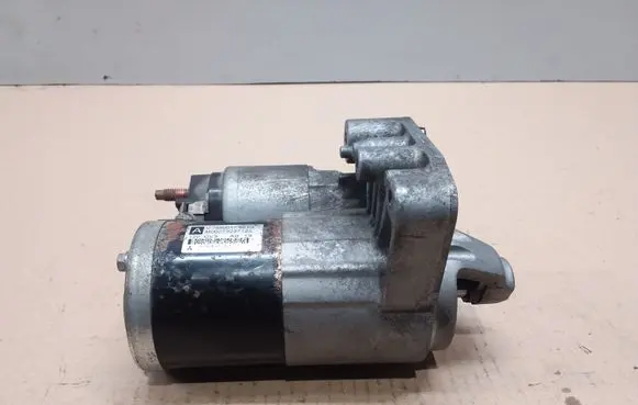 Peugeot 308 Starter motor V755001780