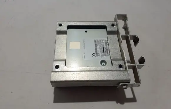 Tesla Model X Radio/CD/DVD/GPS head unit 105260900A